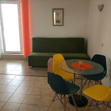 Sunny Holiday Apartmán Nesebar