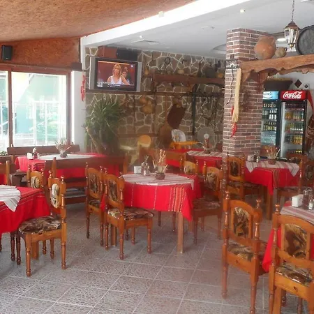 Sunny Holiday Apartament Nesebyr
